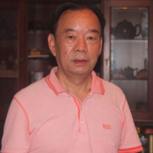 潘持平