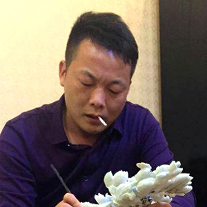 张富傲