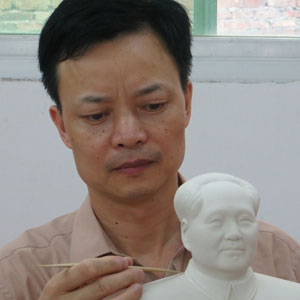 颜尚突