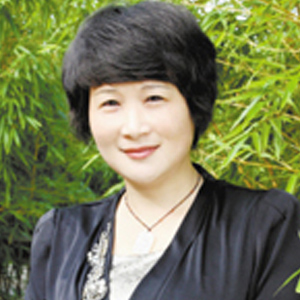 董亚芳