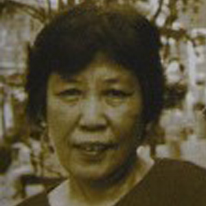 张霞
