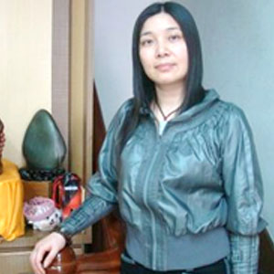 章逸华
