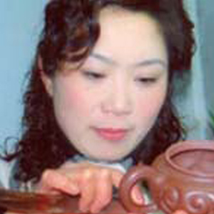 丁亦琴