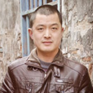 薛峰
