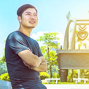 王鹭鹰