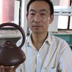 马群东