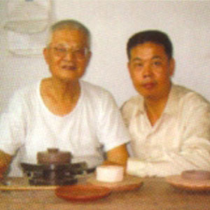 王国强