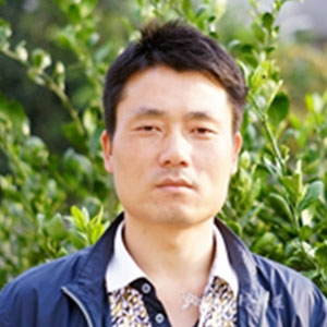 潘丹初