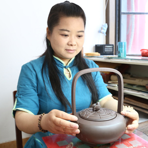 李学芬