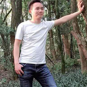 严晓明