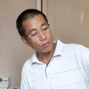 郑磊